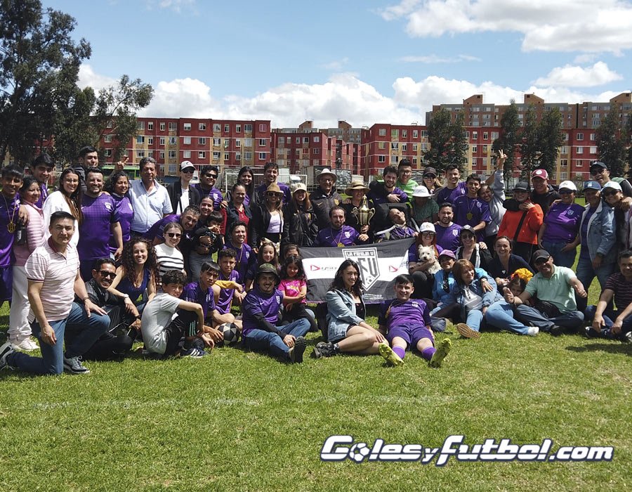 Torneo de fútbol 8 en Bogotá