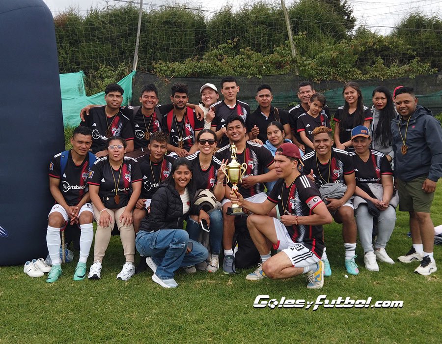 Torneo de fútbol 8 en Bogotá