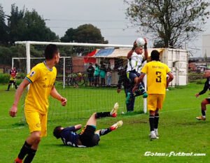Torneo de fútbol 8 en Bogotá