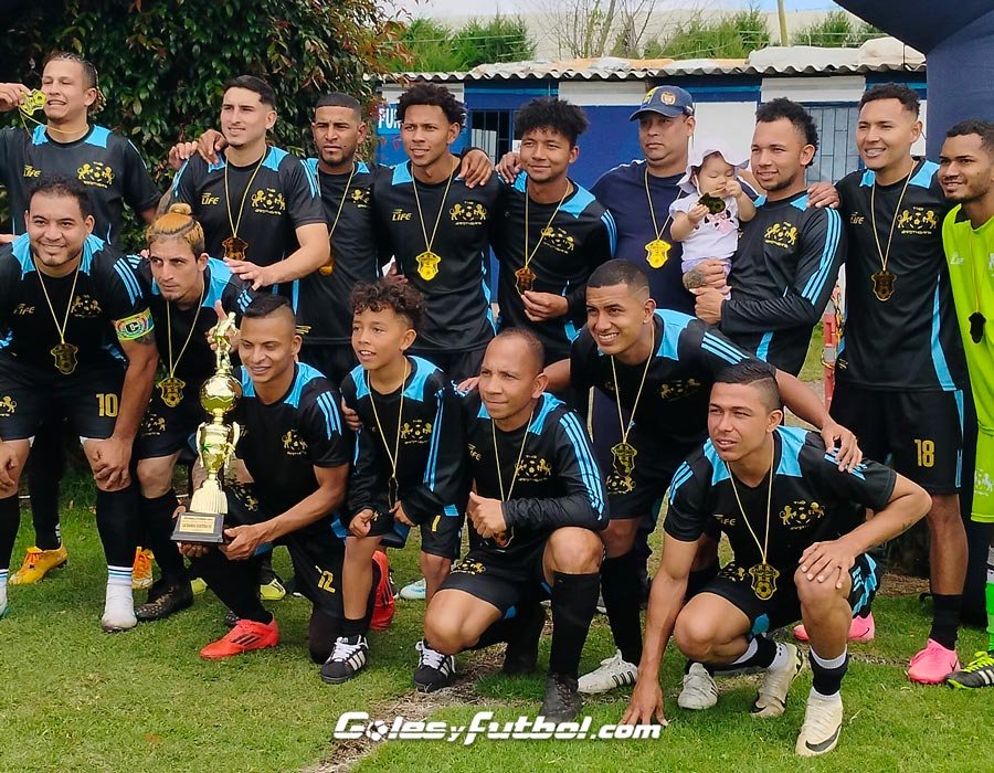 Equipo de futbol 8 en Bogotá