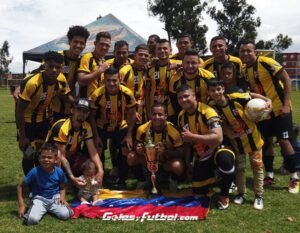 Campeones del torneo de fútbol 8 en Bogotá